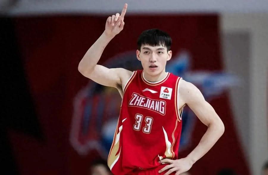 爱奇艺体育视频-拿600万，全场4中1，正负值-22！球迷：最水MVP没有之一